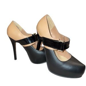 Andrea Tan and Black platforms. Size 6.5. Heel: 3.5”